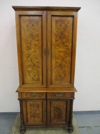 2554 - Knihovna orechova korenice 1880  2 - dilna  92 x 46 cm  V - 196 cm  -  PRODANO